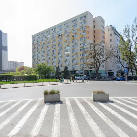 34 Centrum - Mieszkanie Dla 4os * 格丁尼亚