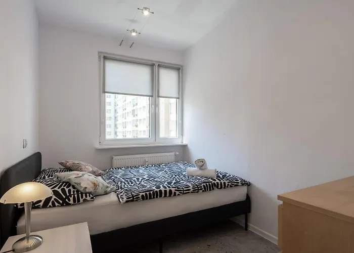 34 Centrum - Mieszkanie Dla 4os Lägenhet *